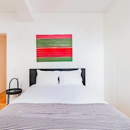 Oeiras Spacious And Coastal Flat Apartment *